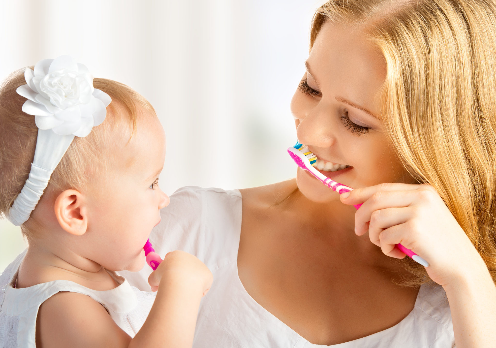 À quel âge votre bébé a-t-il percé sa première dent? - Trucs et