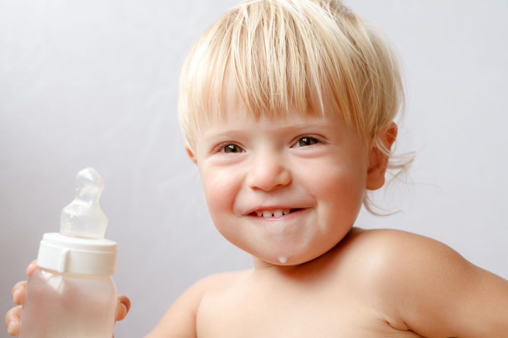 Dents de lait abîmées ou cariées